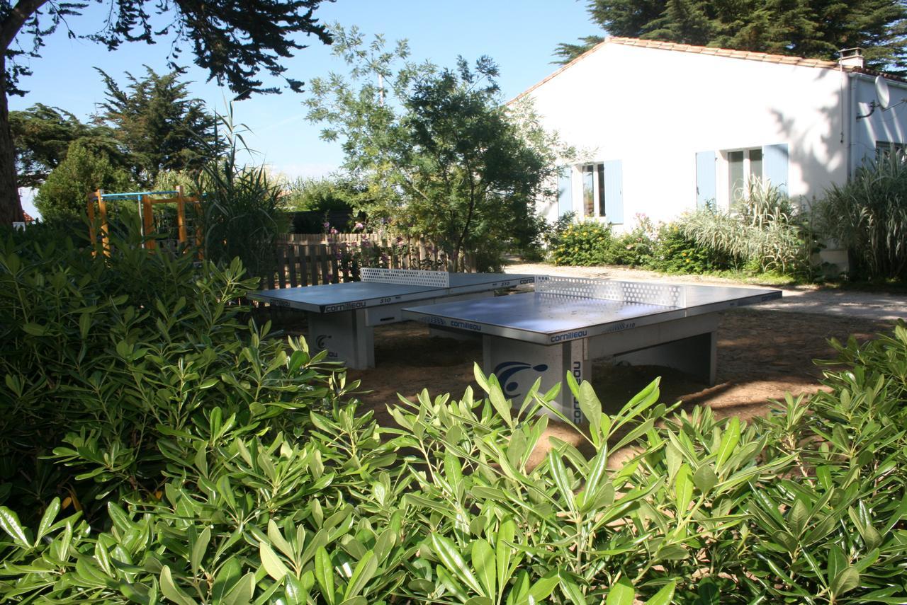 Camping Les Dunes Le Bois-Plage-en-Ré Esterno foto